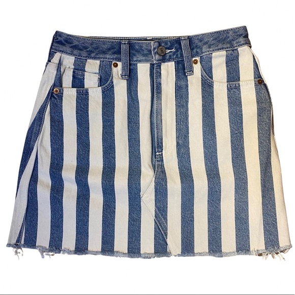 Abercrombie & Fitch Dresses & Skirts - Abercrombie and Fitch Blue and White Stripe Denim Mini Skirt with fringe size 26